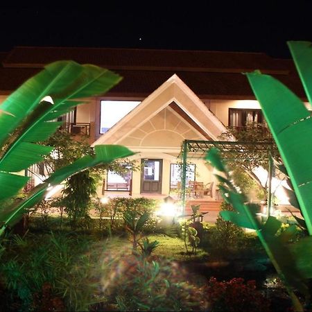 Daosavanh Resort & Spa Hotel Savannakhet Luaran gambar