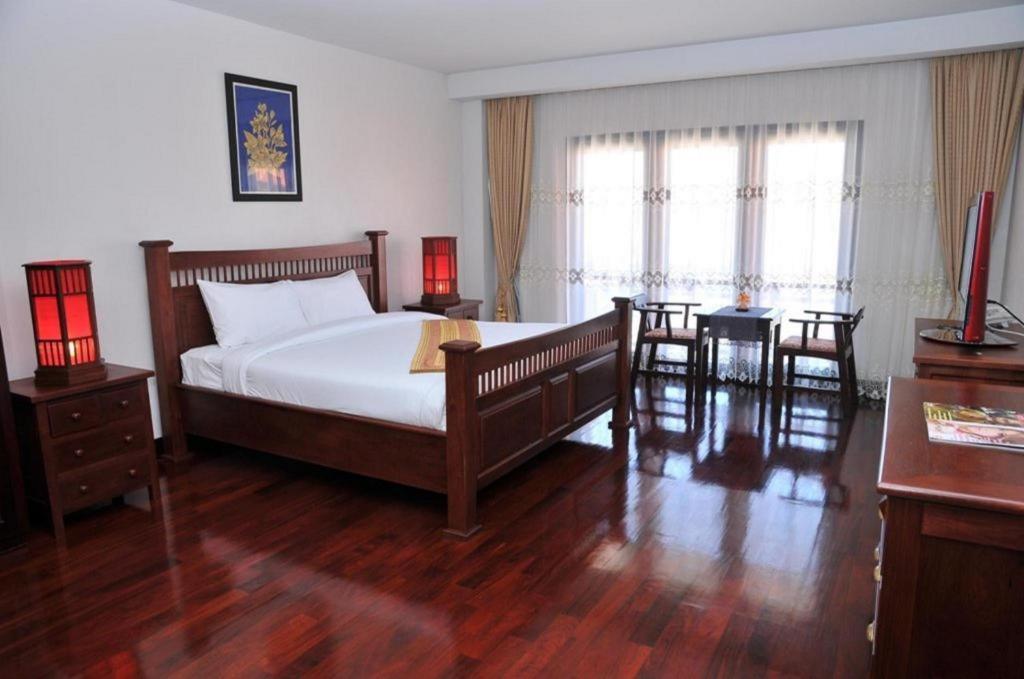 Daosavanh Resort & Spa Hotel Savannakhet Luaran gambar