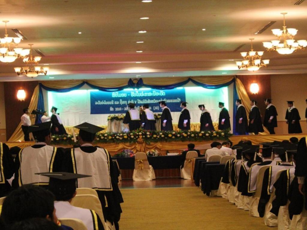 Daosavanh Resort & Spa Hotel Savannakhet Luaran gambar