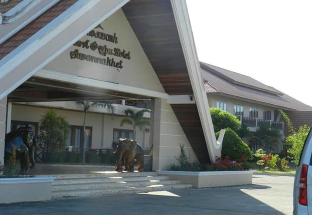 Daosavanh Resort & Spa Hotel Savannakhet Luaran gambar
