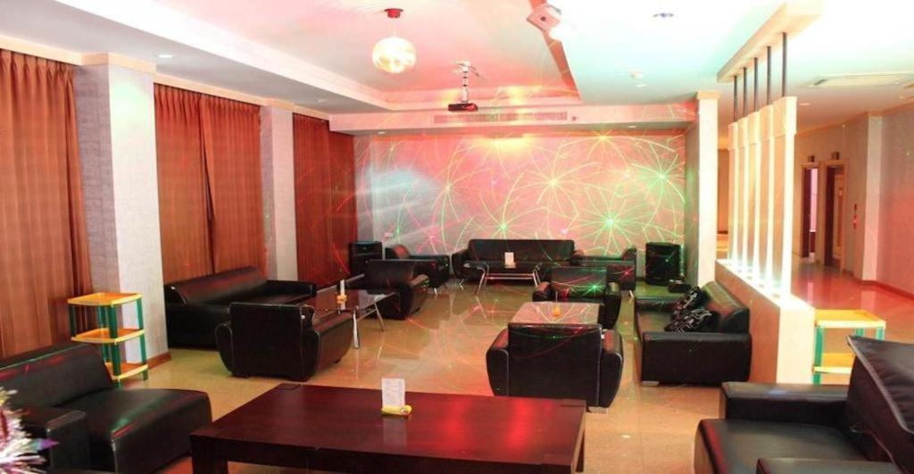 Daosavanh Resort & Spa Hotel Savannakhet Luaran gambar