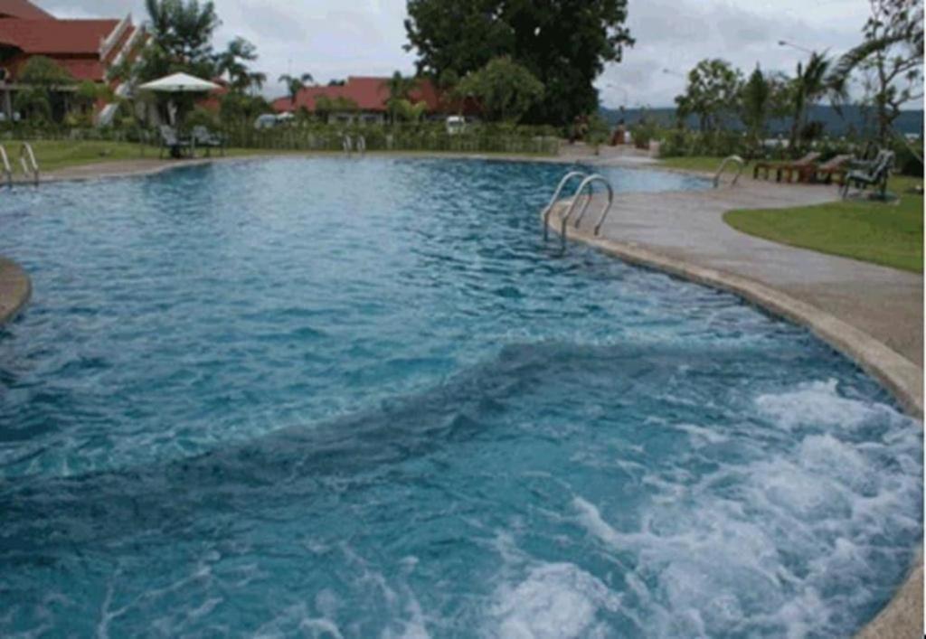 Daosavanh Resort & Spa Hotel Savannakhet Luaran gambar