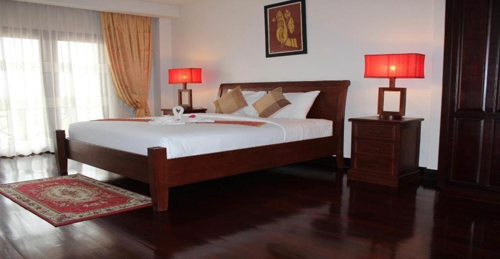 Daosavanh Resort & Spa Hotel Savannakhet Luaran gambar