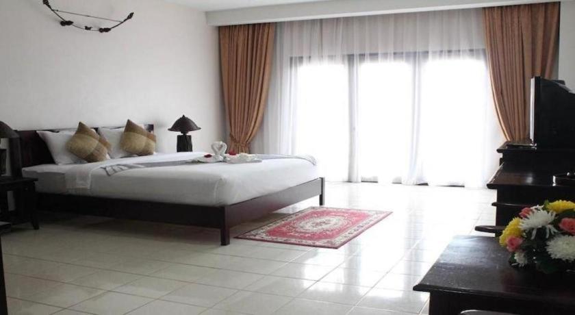 Daosavanh Resort & Spa Hotel Savannakhet Luaran gambar