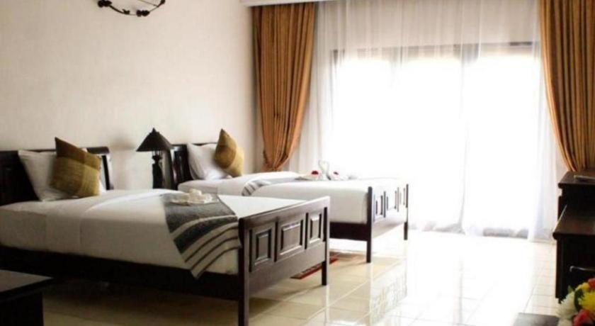 Daosavanh Resort & Spa Hotel Savannakhet Luaran gambar